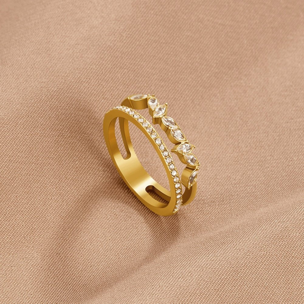 Mia Crystal Ring