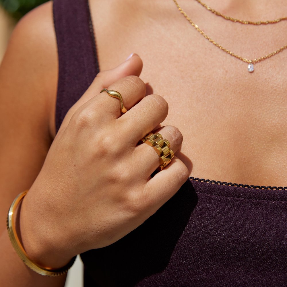 Luxe Wave Ring