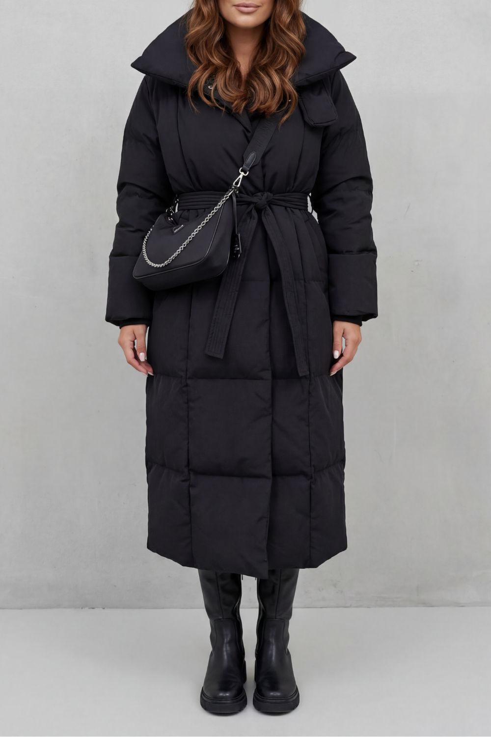 Belted silhouette | Long padded puffer coat