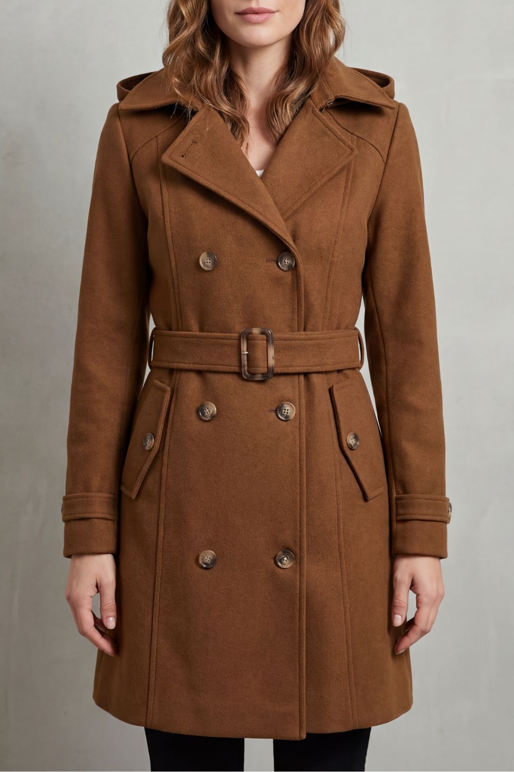 Tailored elegance | Hooded trench coat