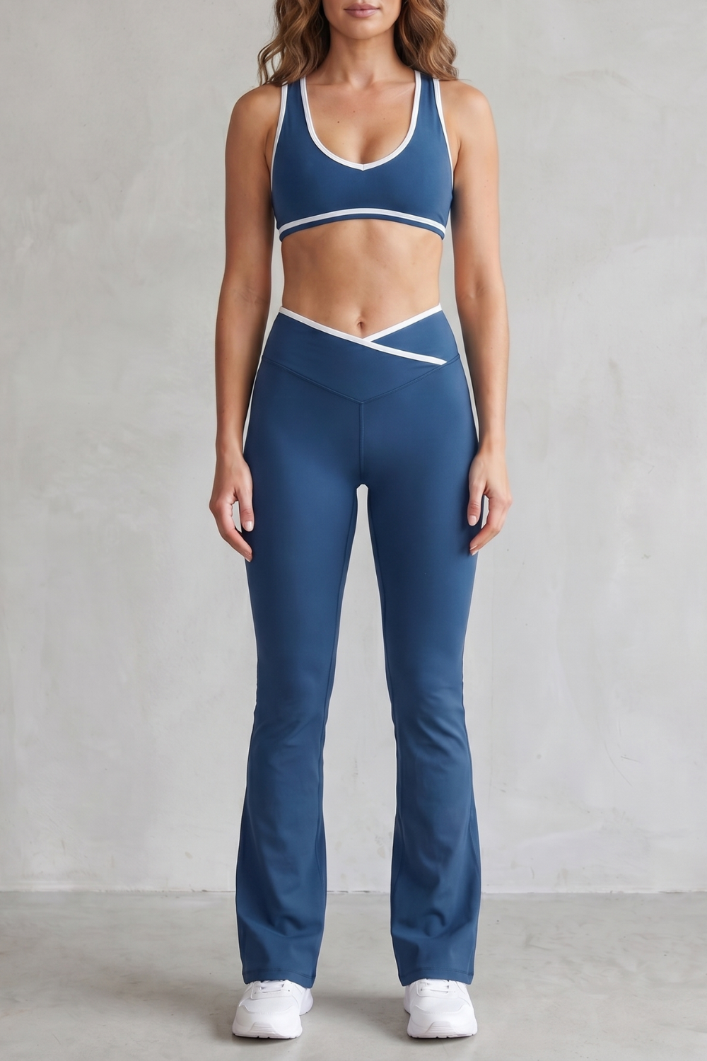 Sculpting Contrast Trim Activewear Set