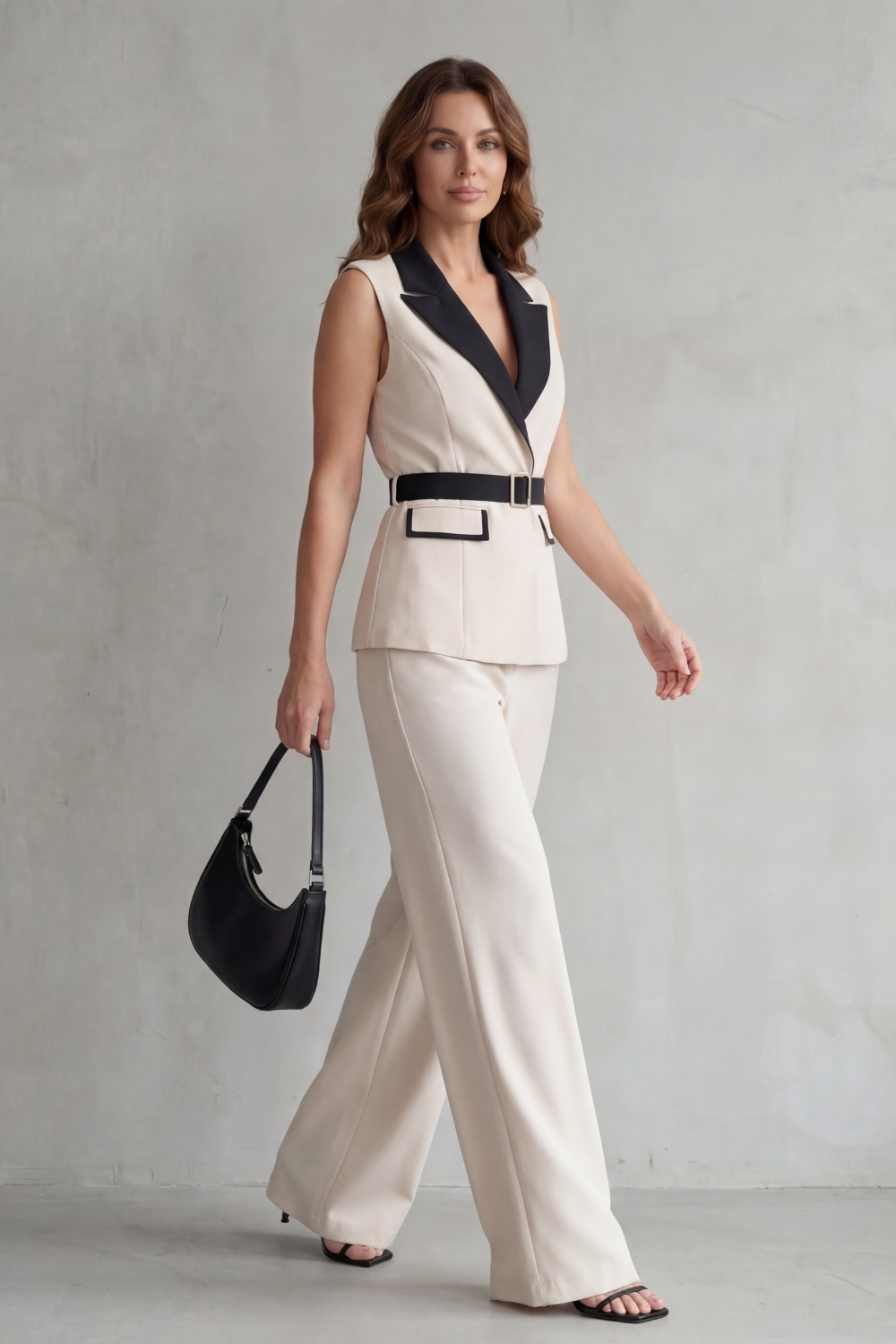 Two-tone Lapel Sleeveless Trouser Suit