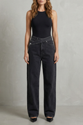 Asymmetrical Closure Straight-leg Jeans