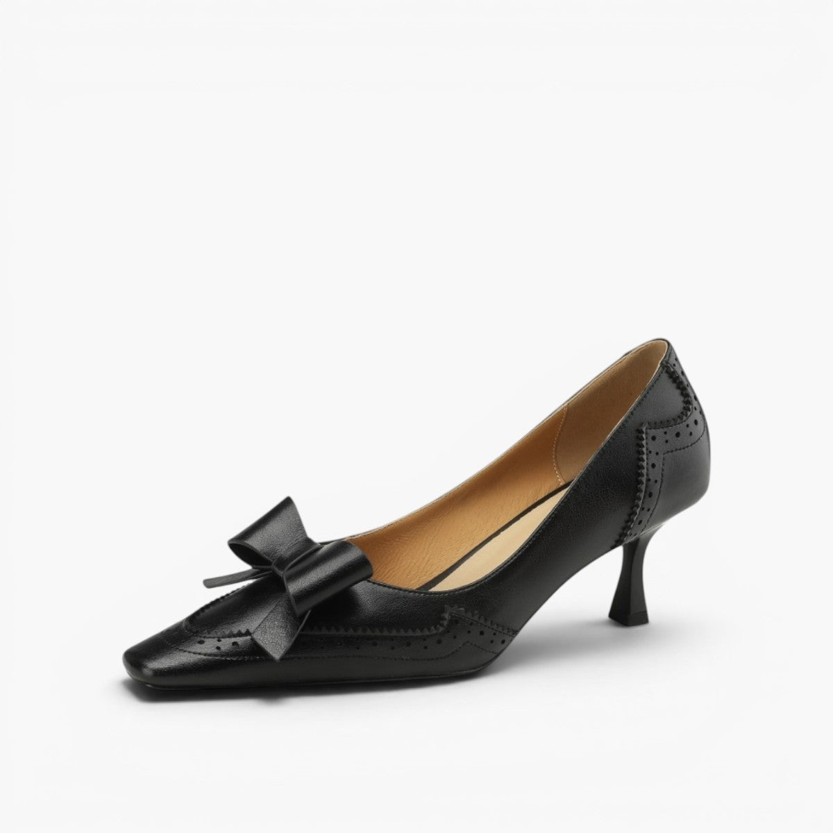 Célora Leather Ribbon Pumps