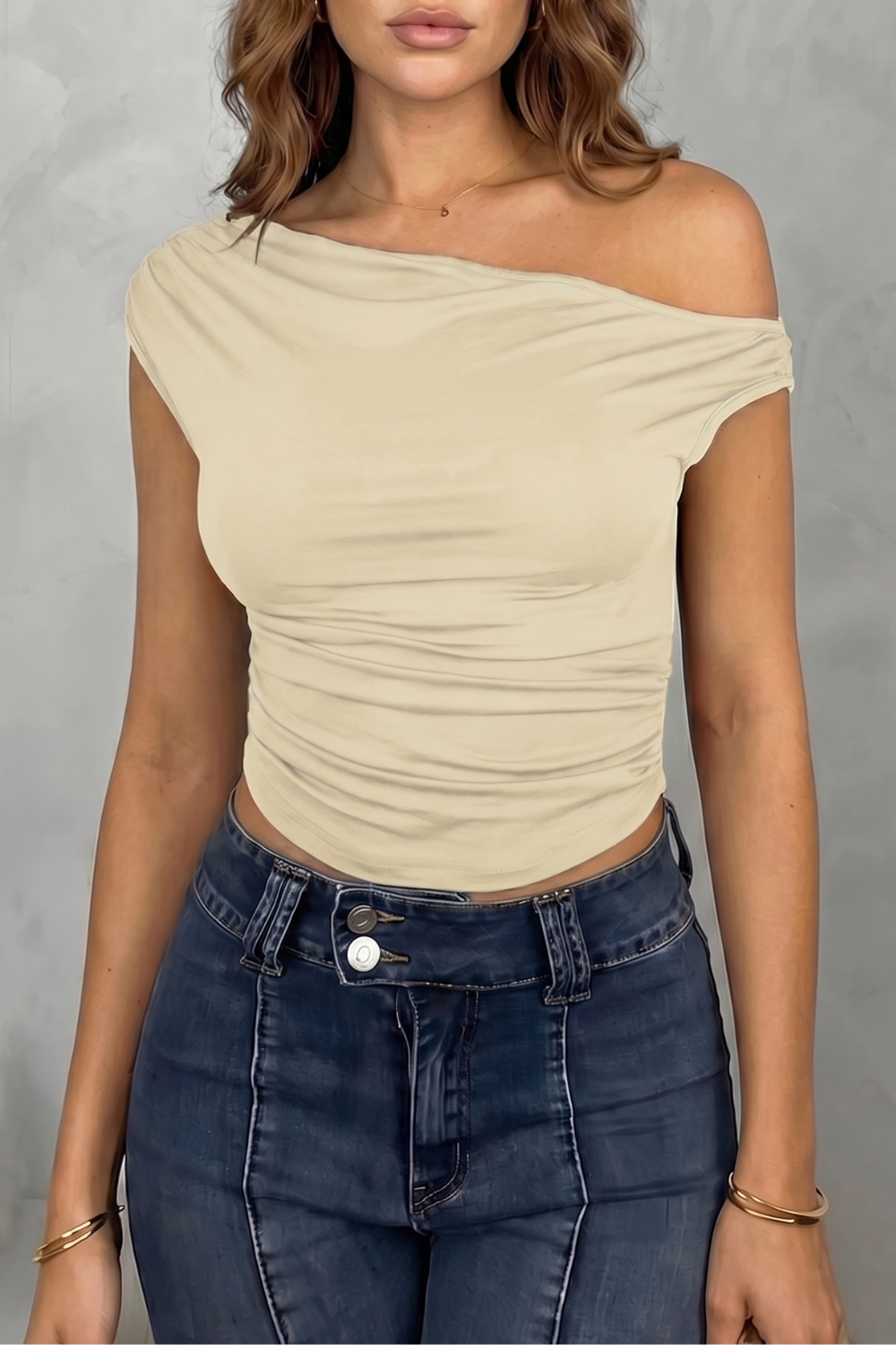 Asymmetric Ruched Silhouette One Shoulder Top