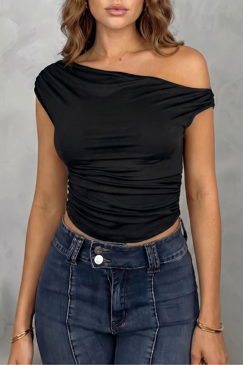 Asymmetric Ruched Silhouette One Shoulder Top