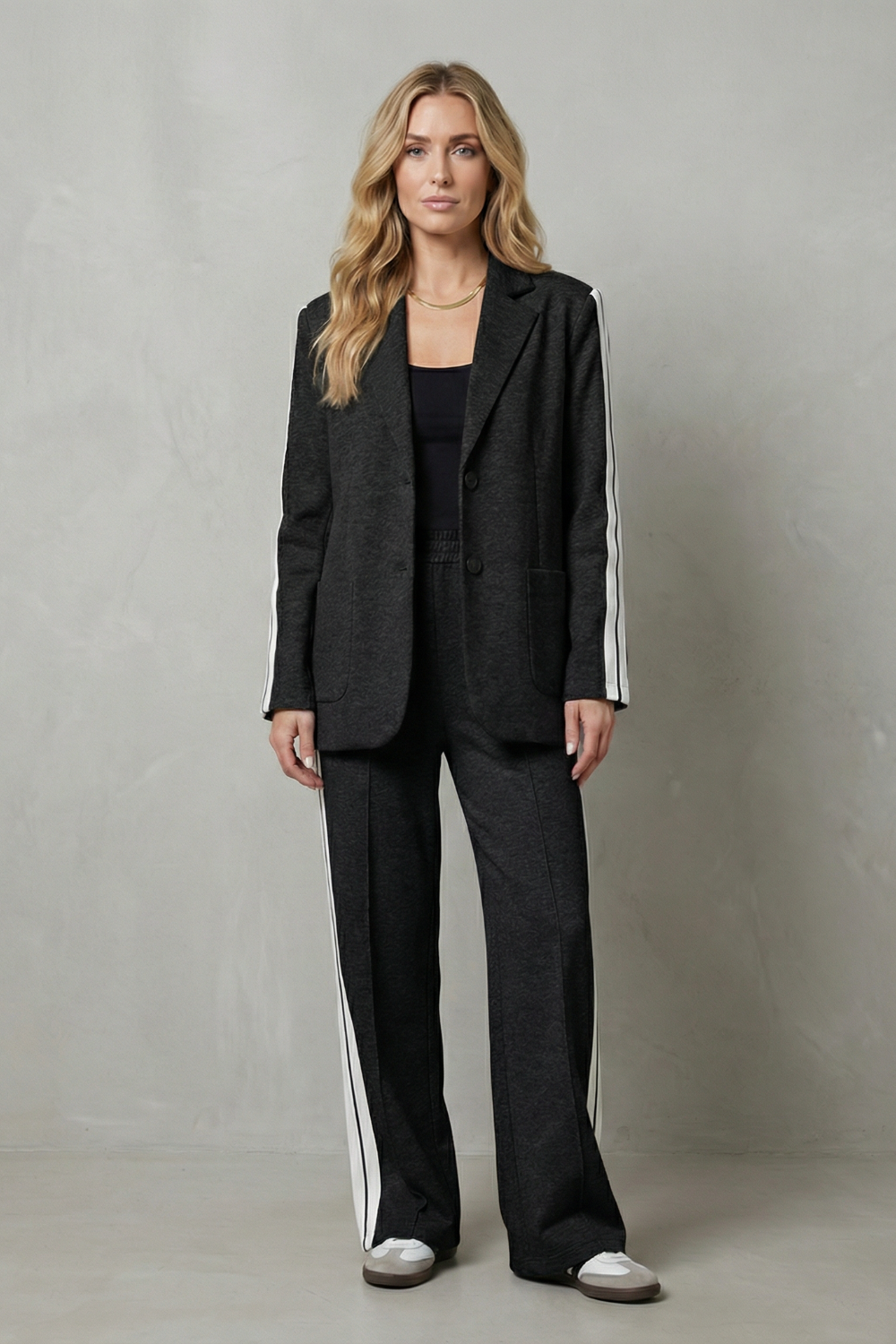 Sporty Tailored Contrast Two Piece Set