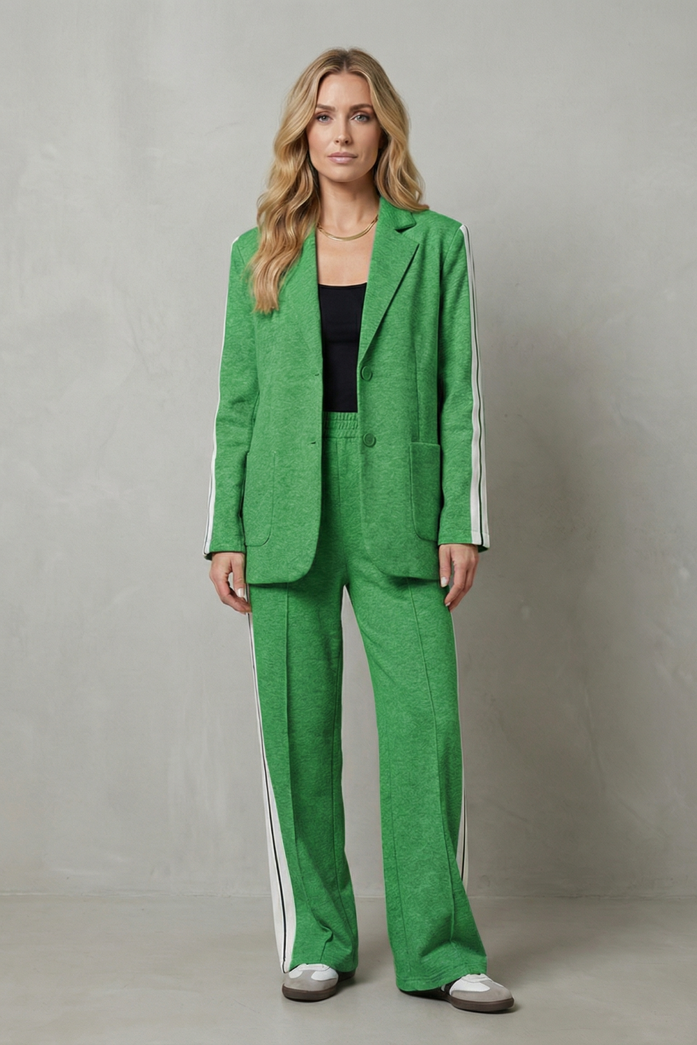 Sporty Tailored Contrast Two Piece Set