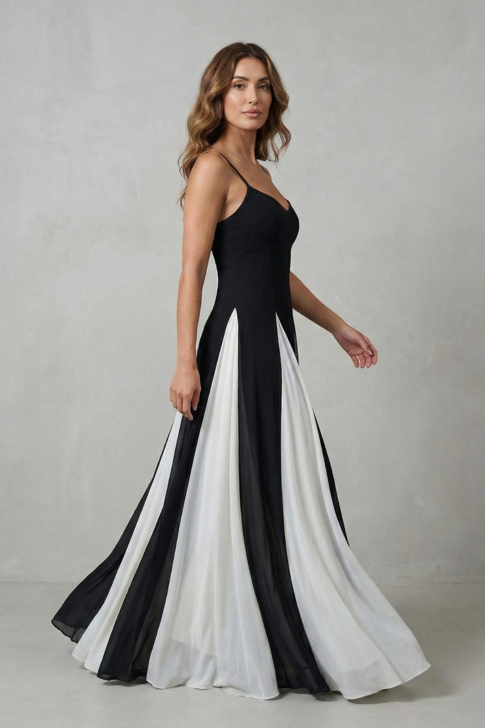Modern Contrast Women’s Elegant Maxi Dress