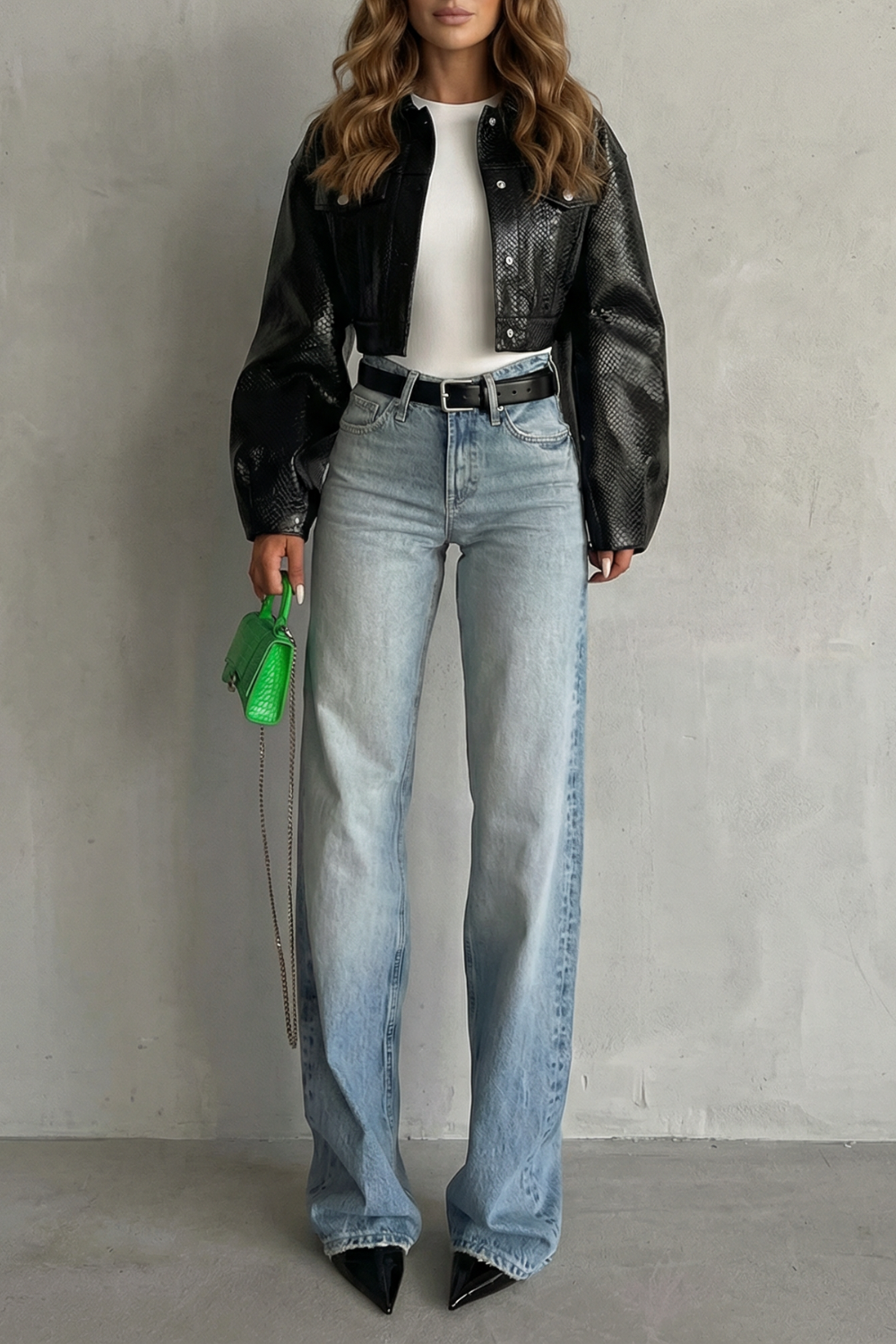 Effortless Straight Silhouette Mid Rise Jeans