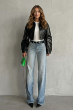 Effortless Straight Silhouette Mid Rise Jeans