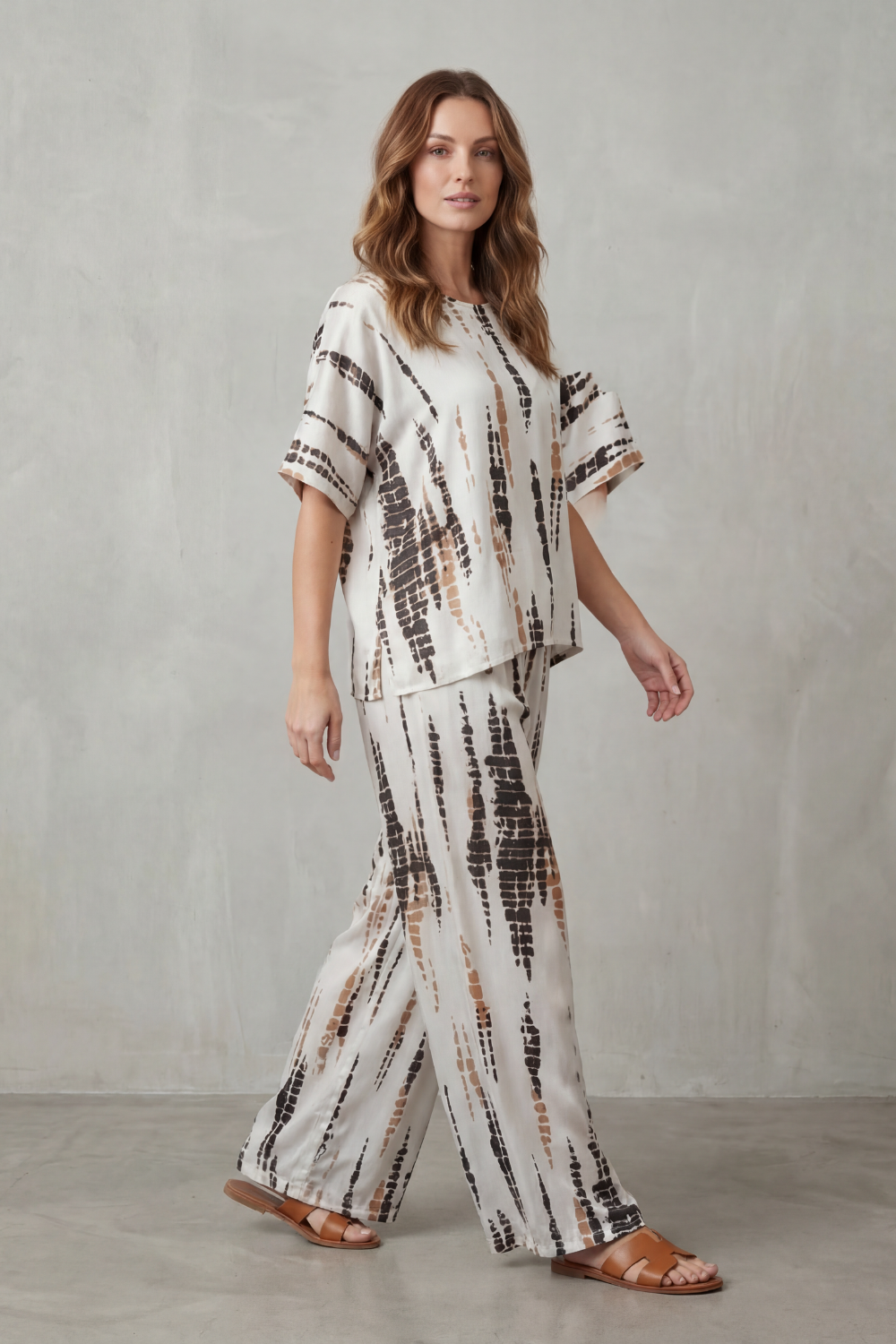 Abstract Print Detail Wide-Leg Lounge Set
