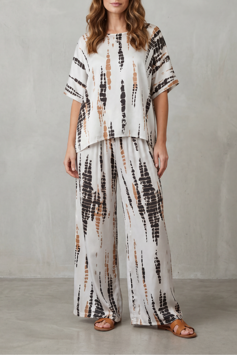 Abstract Print Detail Wide-Leg Lounge Set