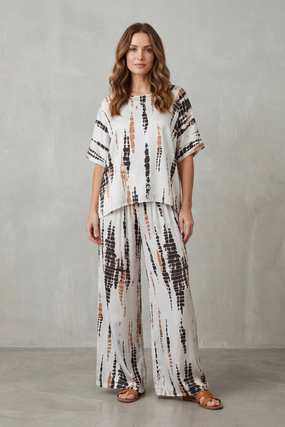Abstract Print Detail Wide-Leg Lounge Set