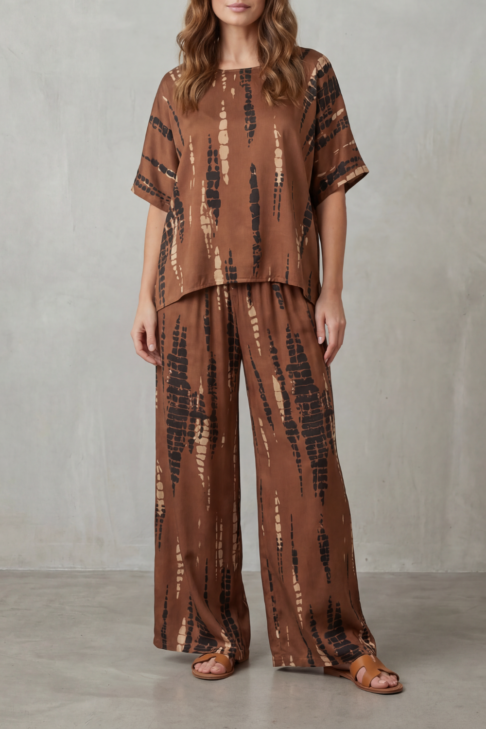 Abstract Print Detail Wide-Leg Lounge Set