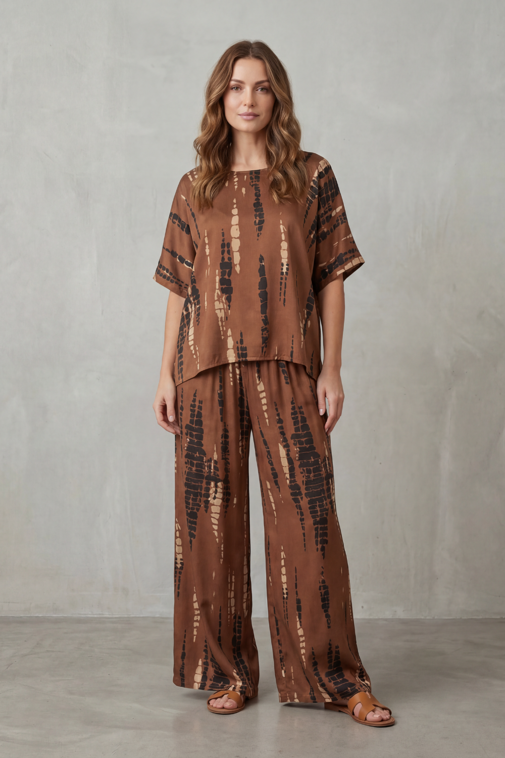 Abstract Print Detail Wide-Leg Lounge Set