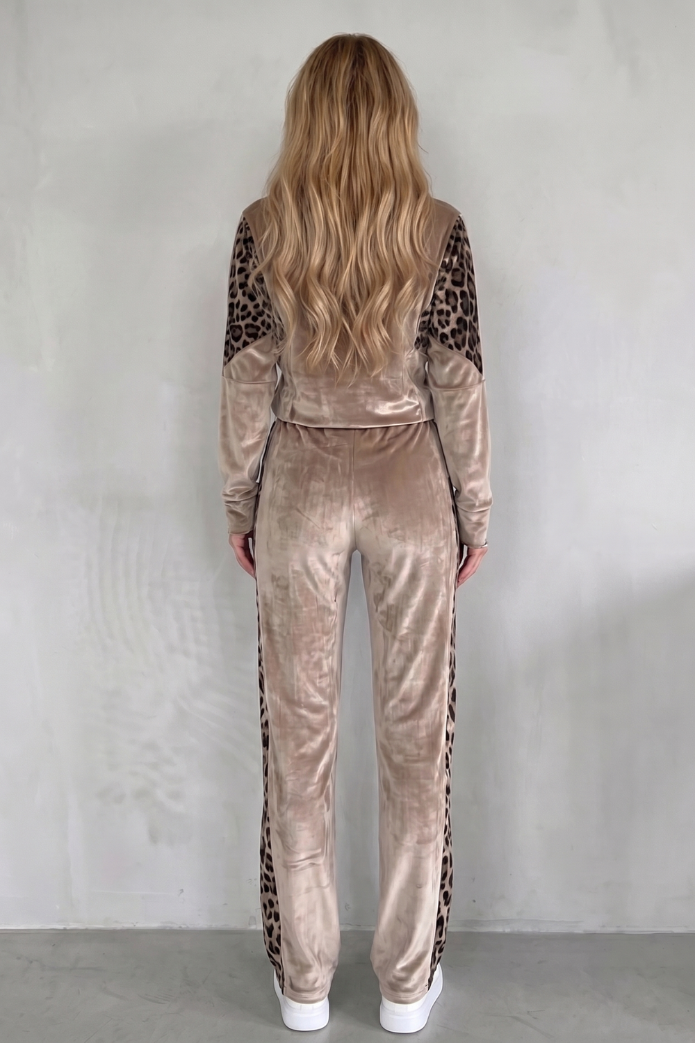 Leopard Contrast Athleisure Three-piece Set