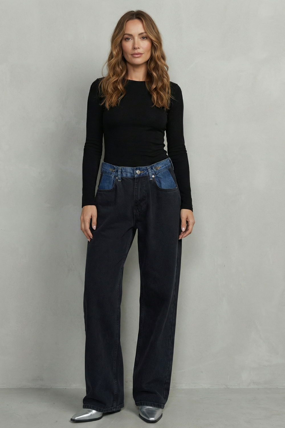Tri-fold Waistband Detail Straight Leg Jeans