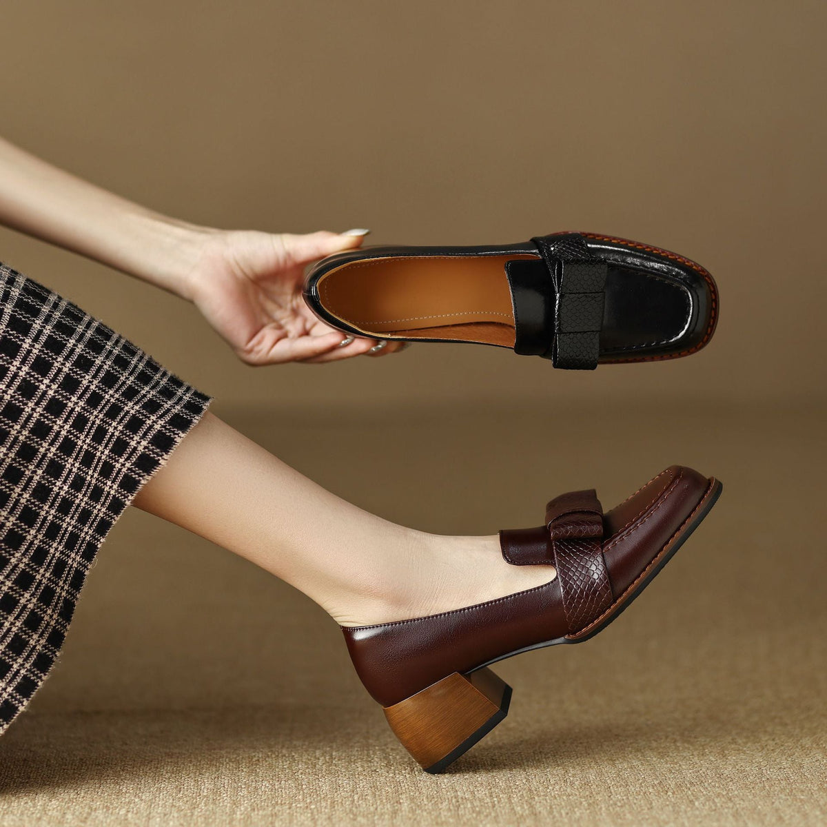 Velmora Bow Leather Loafer Pumps