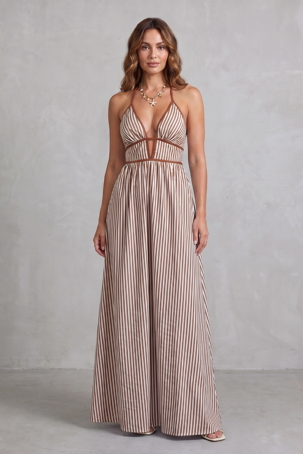 Striped Backless Silhouette Maxi Dress