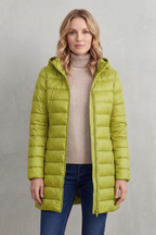 Serelune – Featherlight warmth – Hooded down jacket