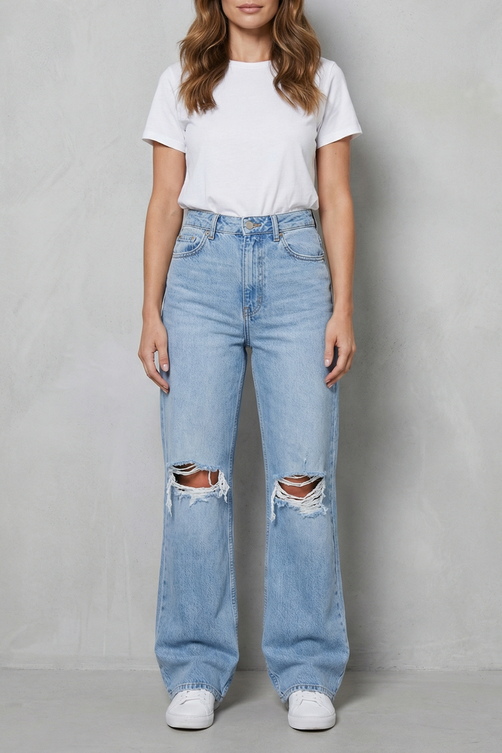 Vintage Flare Silhouette Ripped Jeans