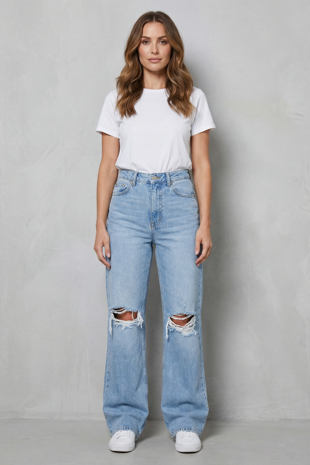 Vintage Flare Silhouette Ripped Jeans