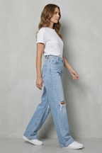 Vintage Flare Silhouette Ripped Jeans