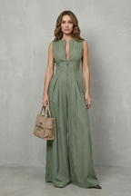 Valerisse – Sculpted zip-front elegance – Wide leg jumpsuit