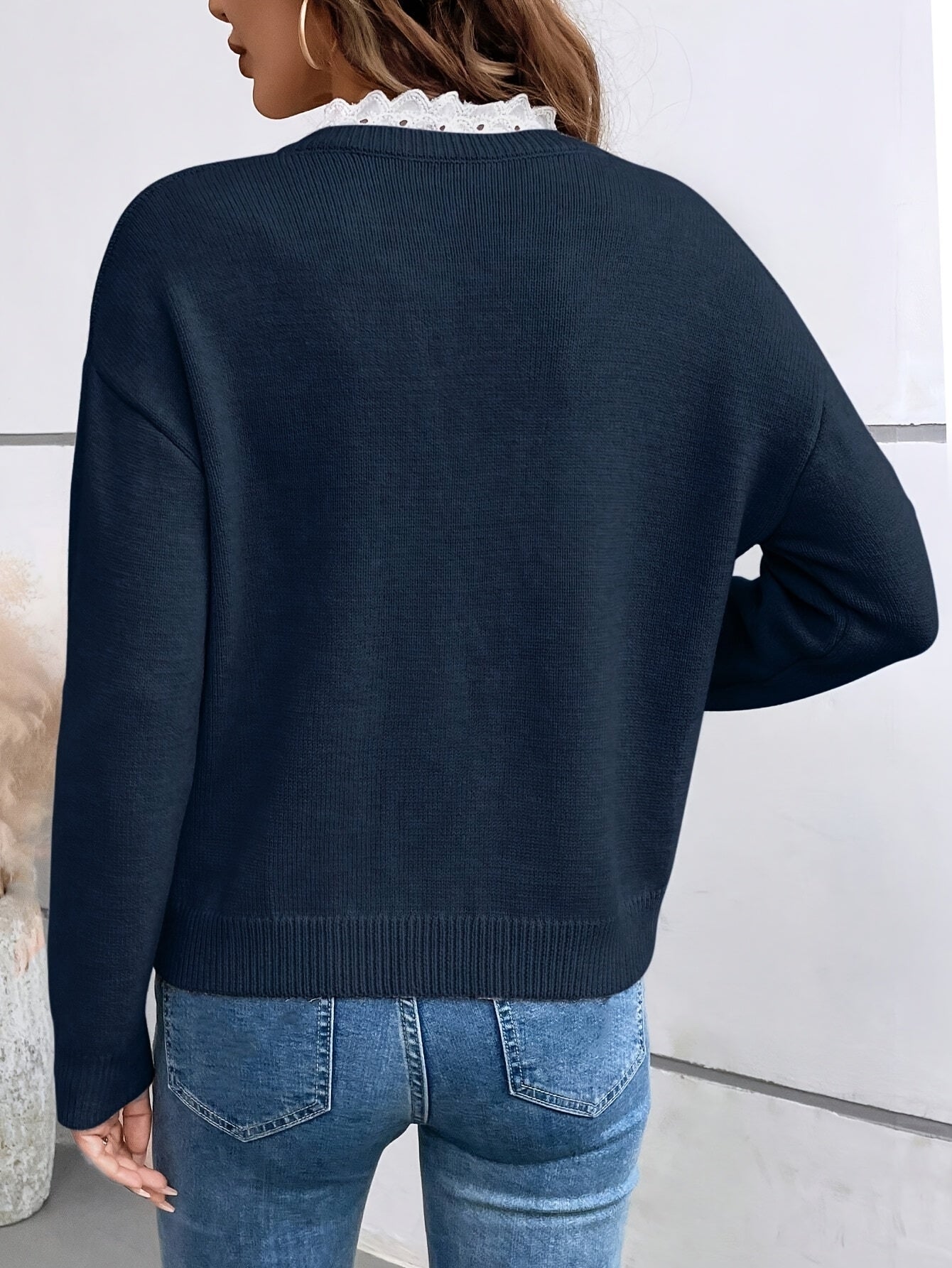 Women's V Neck Lace Trim Long Sleeve Top