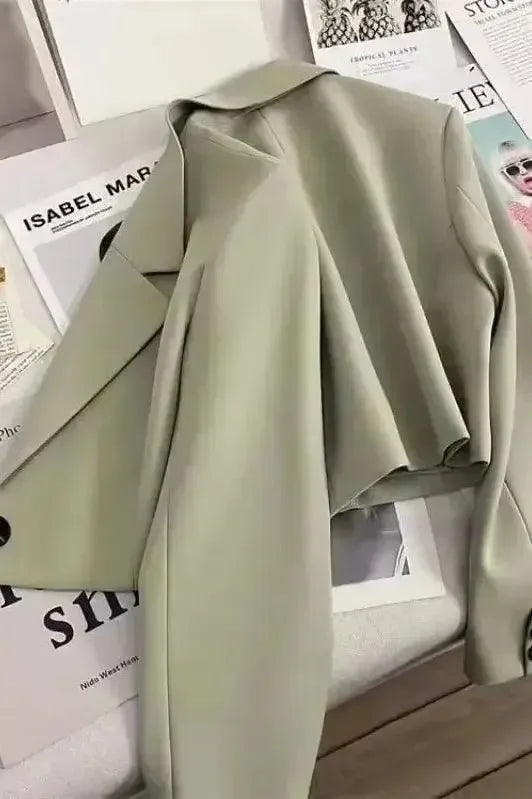 Women's Cropped Blazer with Notched Lapel