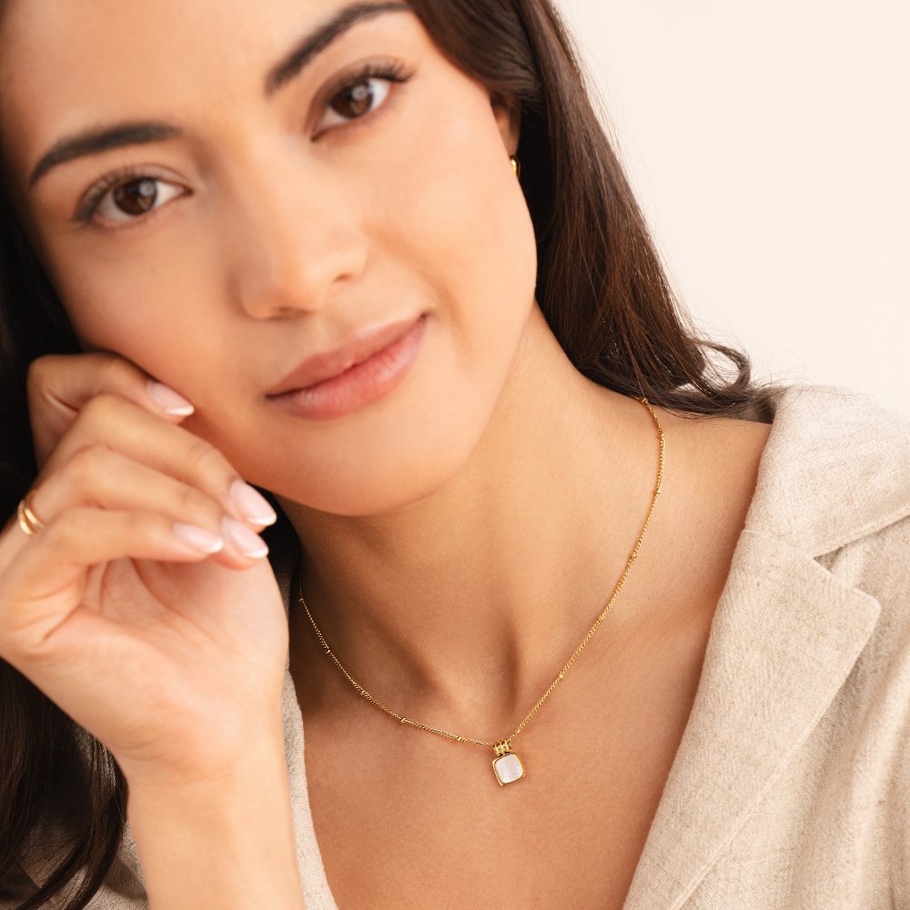 Lucia White Pendant Necklace