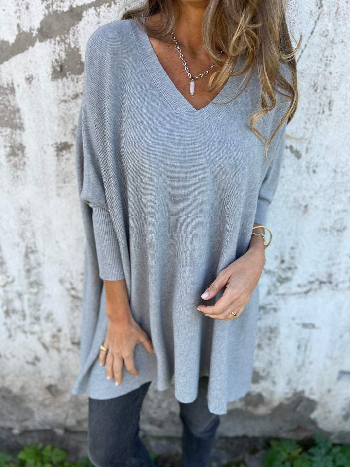 Women's Oversized V-Neck Long Sleeve Top