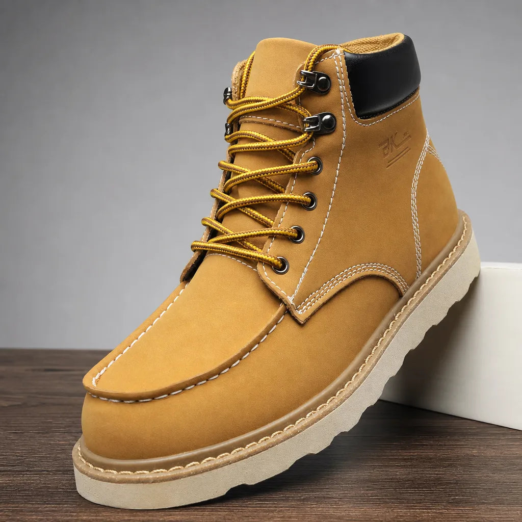 Roarke | Men's Moc-Toe Boots