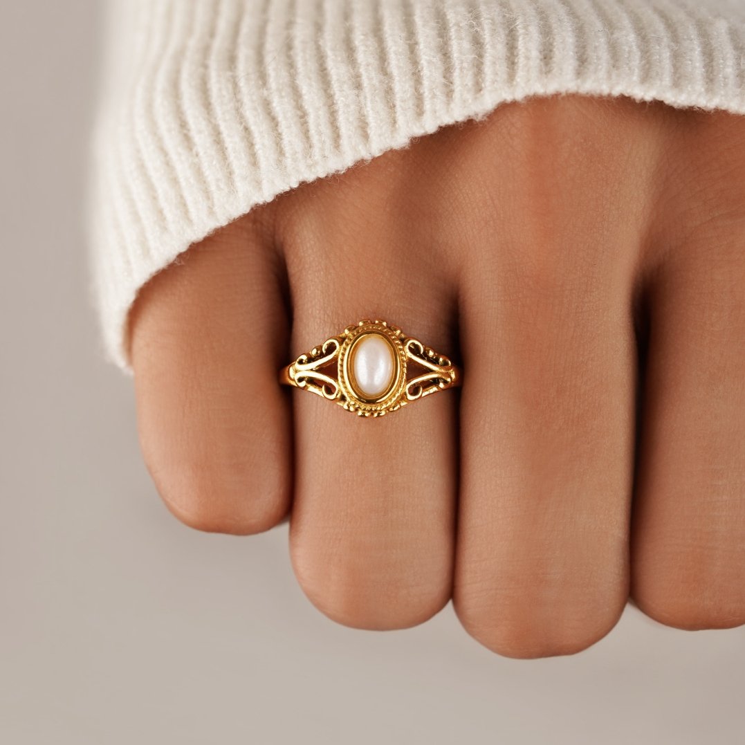 Vintage Royal Ring
