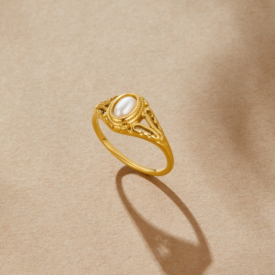 Vintage Royal Ring